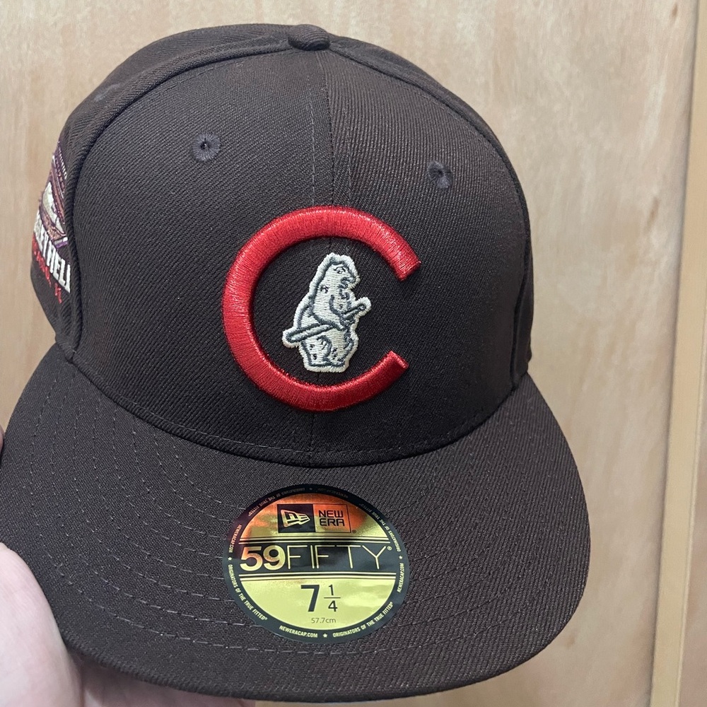 Hat club frstypreme Chicago cubs “ commodore “ size 7 1/4 brand new